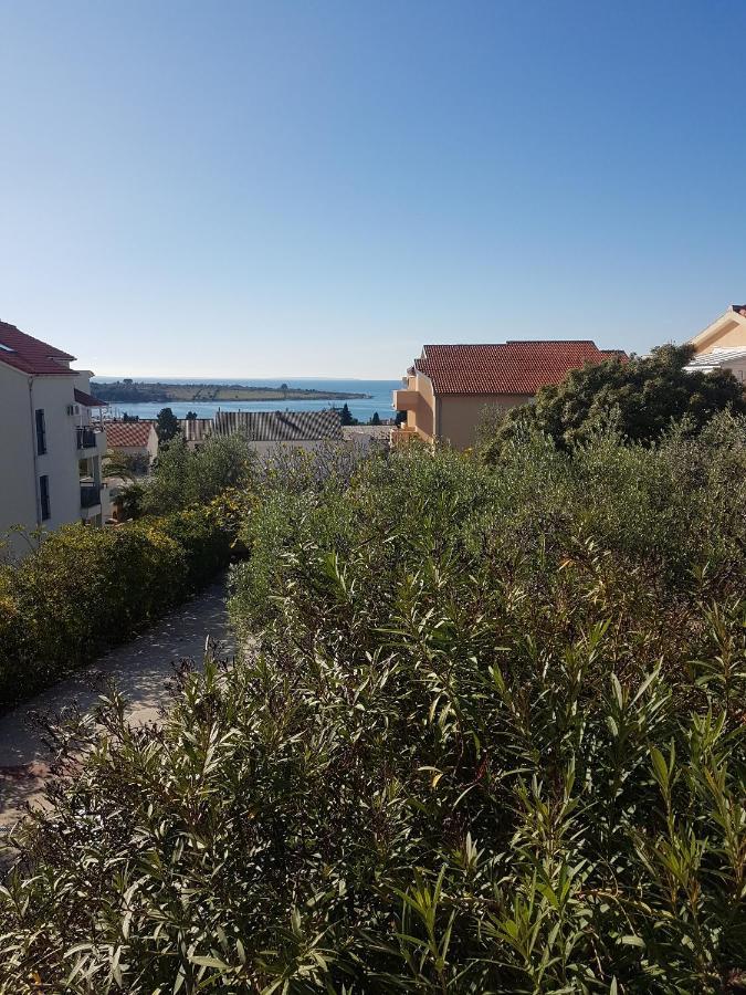 Allegro Apartments Novalja Bagian luar foto