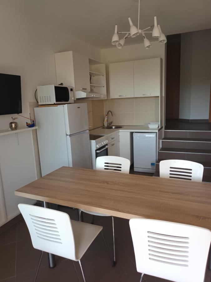 Allegro Apartments Novalja Bagian luar foto