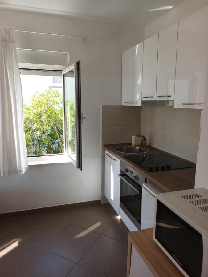 Allegro Apartments Novalja Bagian luar foto