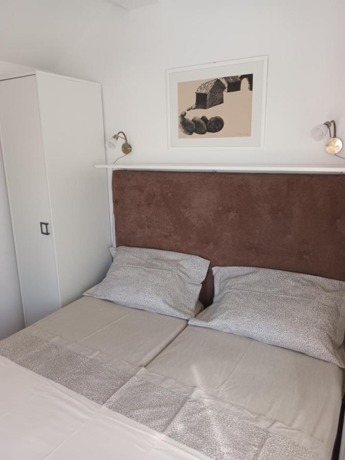 Allegro Apartments Novalja Bagian luar foto