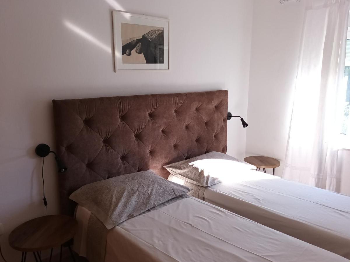 Allegro Apartments Novalja Bagian luar foto